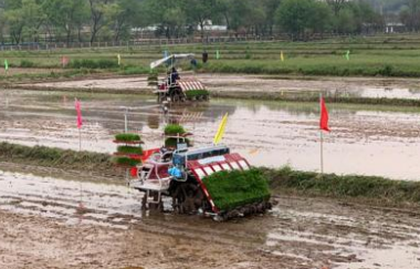 工信部：今年一季度骨干企業(yè)智能農機銷量同比增長63%