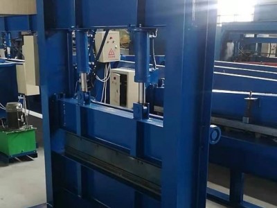 彩鋼瓦液壓折彎機(jī)剪板機(jī)壓瓦機(jī)