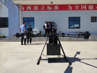 應(yīng)急救援無(wú)人機(jī) 物資運(yùn)輸 遙控拋投 
