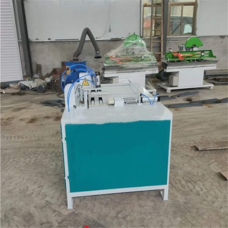 u=945018933,1254958618&fm=199&app=68&f=JPEG